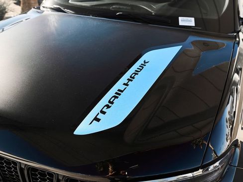 Used 2022 Jeep Grand Cherokee Trailhawk w/ Advanced Protech Group II image 6