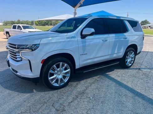 Used 2024 Chevrolet Tahoe High Country AWD/4WD image 1