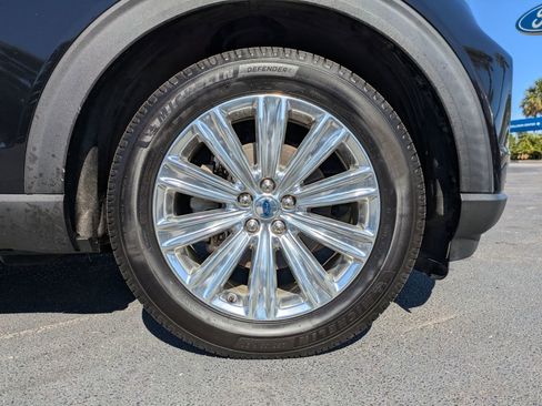 Used 2020 Ford Explorer Limited w/ Class III Trailer Tow Package RWD image 13