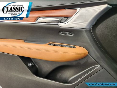 Used 2025 Cadillac XT5 Premium Luxury AWD/4WD image 26