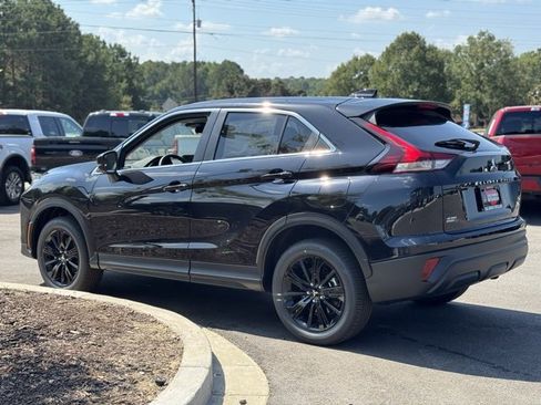 New 2025 Mitsubishi Eclipse Cross AWD image 8