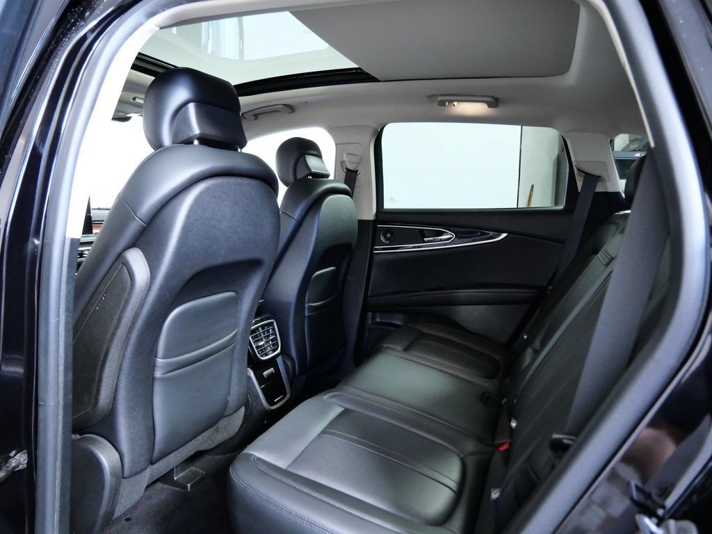Certified 2023 Lincoln Nautilus Reserve w/ Equipment Group 201A AWD/4WD image 13