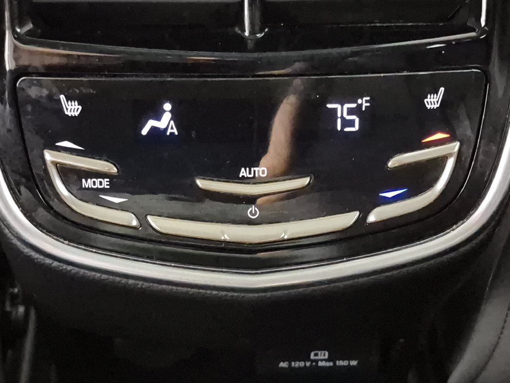 Used 2015 Cadillac XTS Premium FWD image 26
