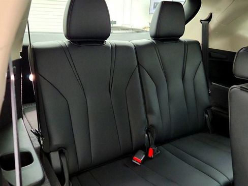 Used 2024 Acura MDX SH-AWD image 21