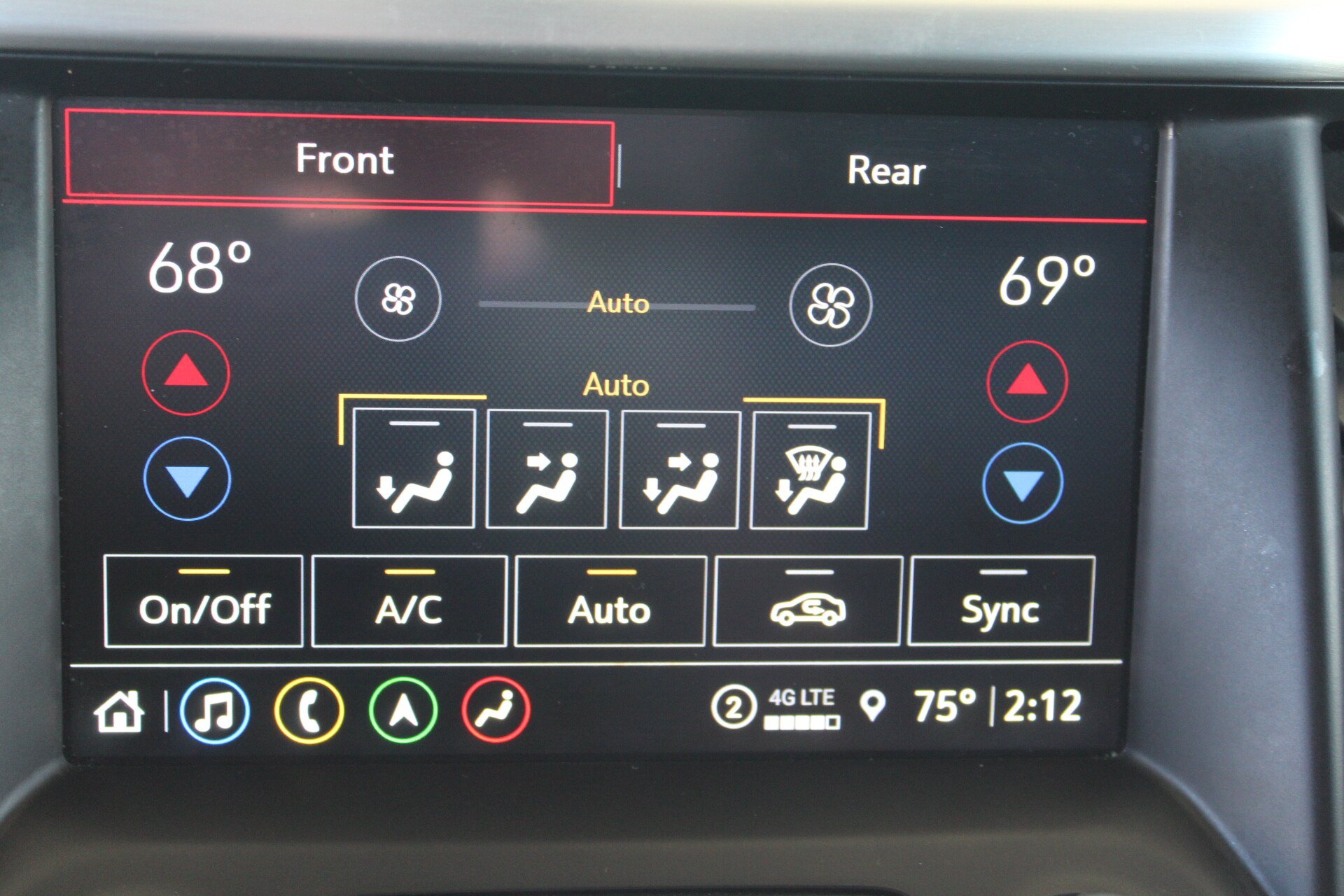 Used 2023 GMC Acadia SLT FWD image 46