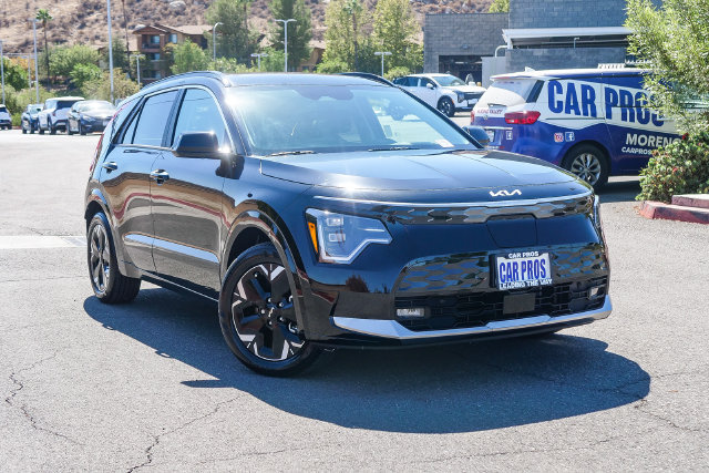 Used 2025 Kia Niro Wave FWD image 1