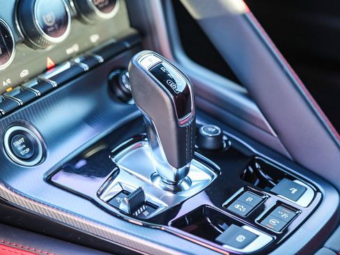 Used 2024 Jaguar F-TYPE R-Dynamic image 19