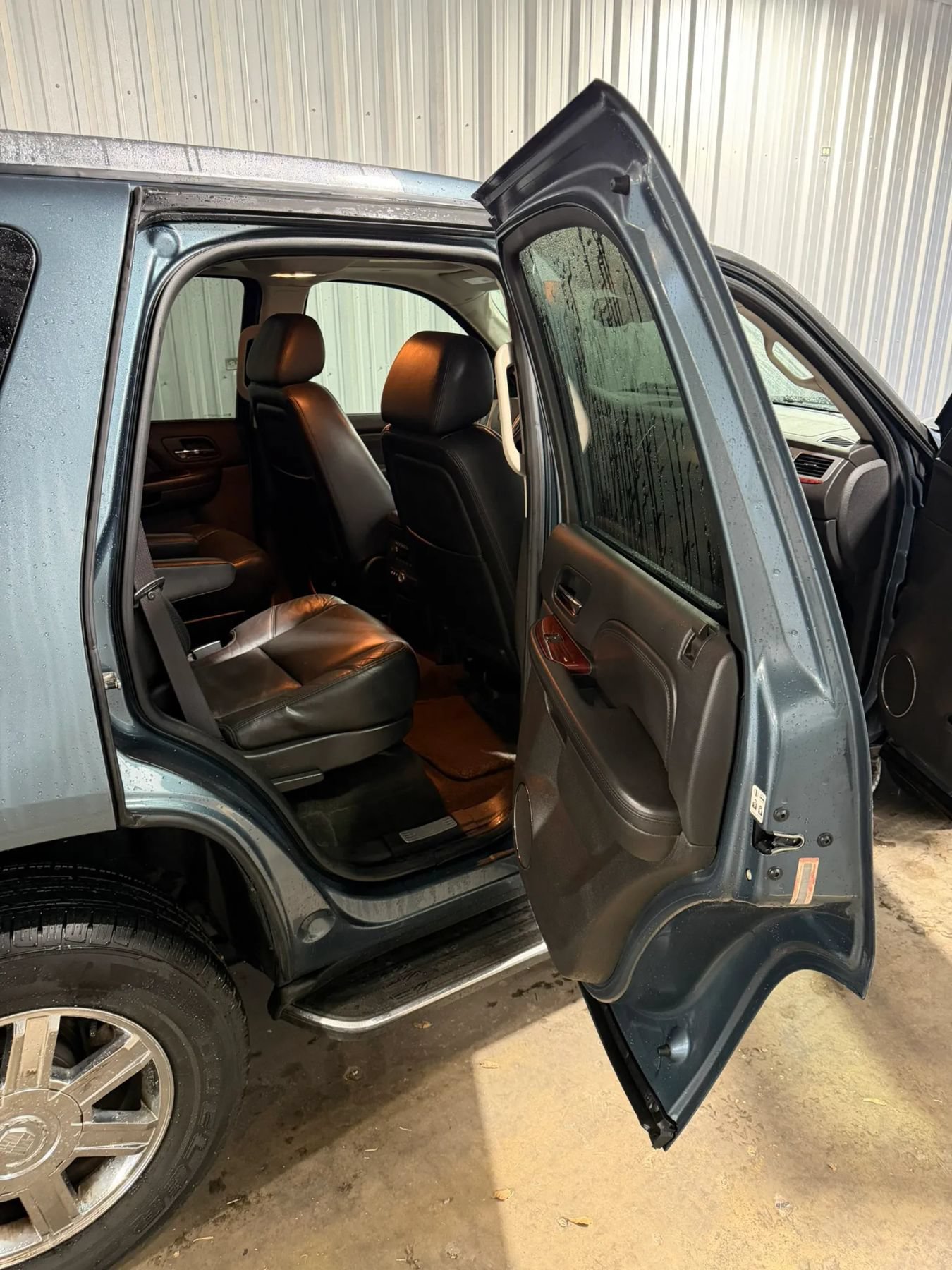 Used 2009 Cadillac Escalade 2WD image 24