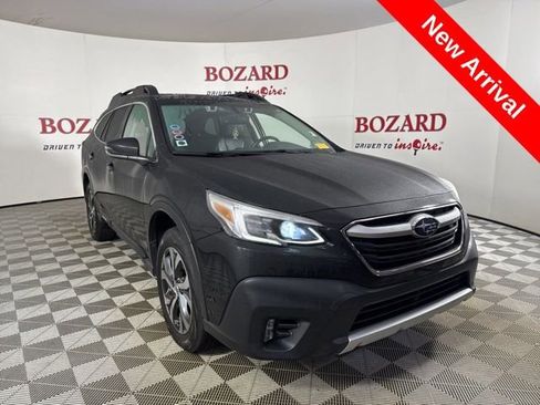 Used 2022 Subaru Outback Limited image 1