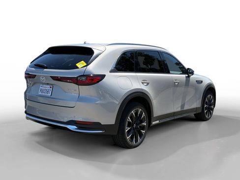 Certified 2025 MAZDA CX-90 Plug-In Hybrid w/ Premium Plus AWD/4WD image 5