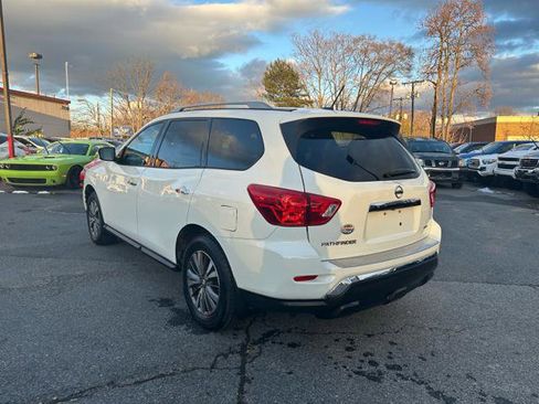 Used 2017 Nissan Pathfinder S image 7