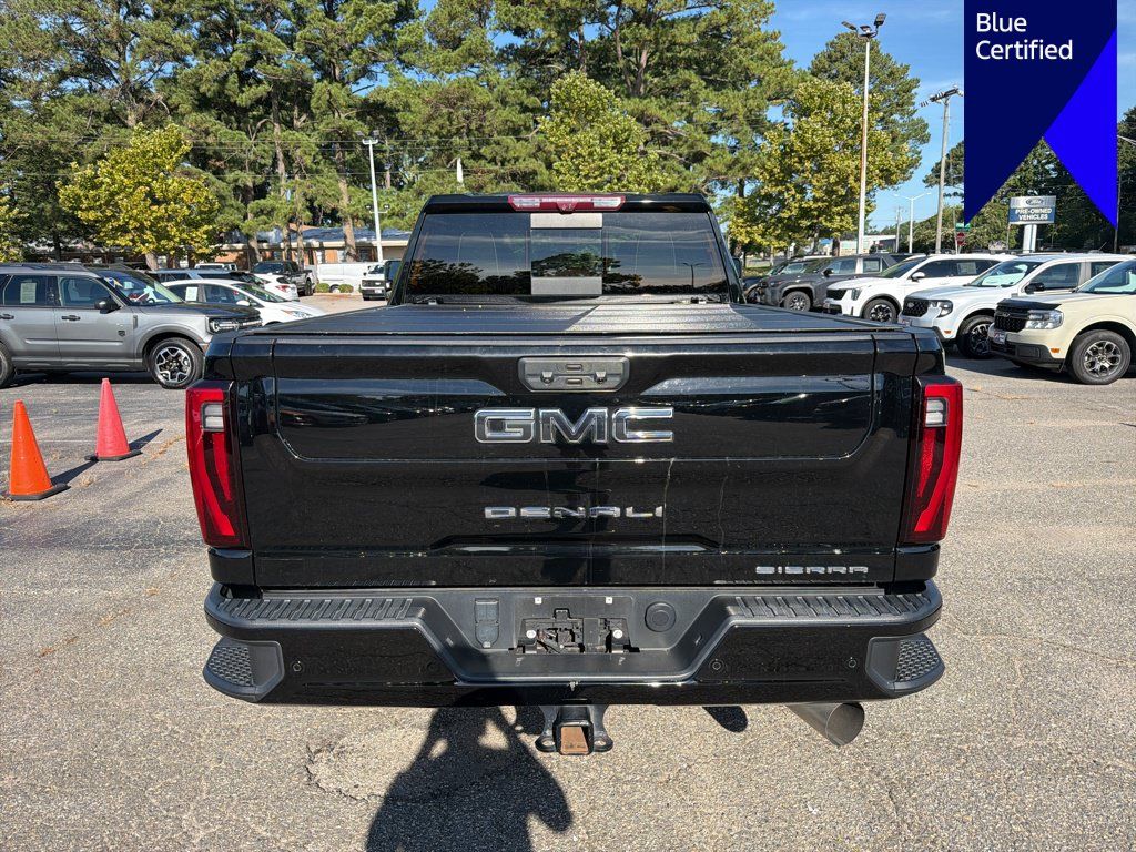 Used 2024 GMC Sierra 2500 Denali Ultimate AWD/4WD image 6