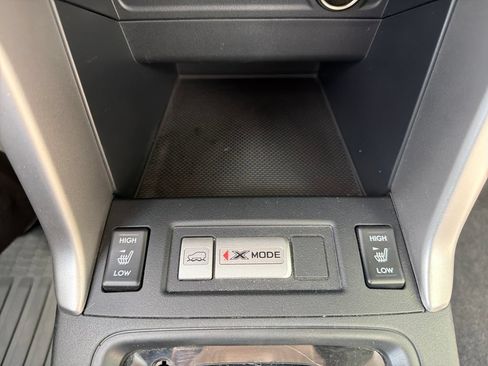 Used 2016 Subaru Forester 2.5i Touring w/ Eyesight & Navigation System AWD/4WD image 43