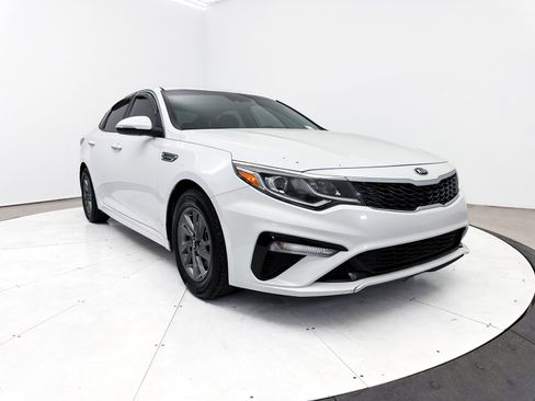 Used 2019 Kia Optima LX FWD image 9