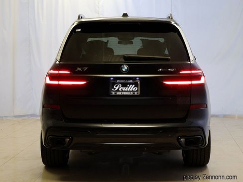 Used 2027 BMW X7 xDrive40i w/ M Sport Package AWD/4WD image 7