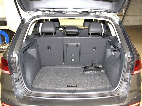 Used 2024 Volkswagen Taos SE AWD/4WD image 33