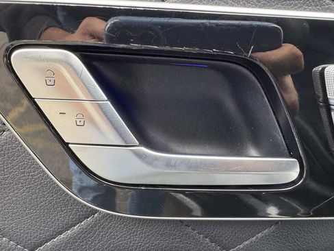 Used 2022 Mercedes-Benz S 580 4MATIC Sedan w/ AMG Line Package image 24