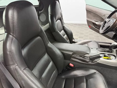 Used 2007 Chevrolet Corvette Coupe w/ Preferred Equipment Group RWD image 39