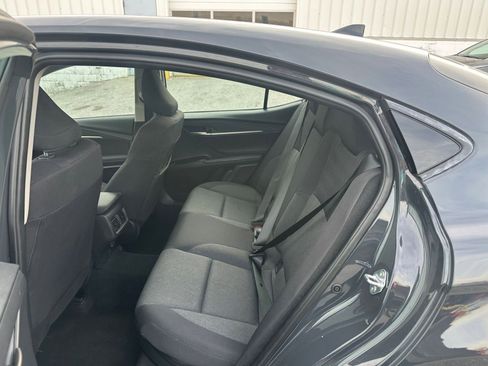 Used 2025 Toyota Camry LE image 24