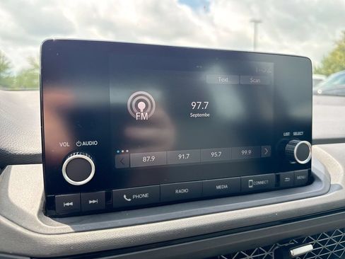 Used 2024 Honda Accord EX image 14