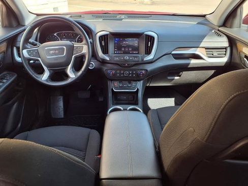 Used 2021 GMC Terrain SLE w/ Driver Convenience Package FWD image 4