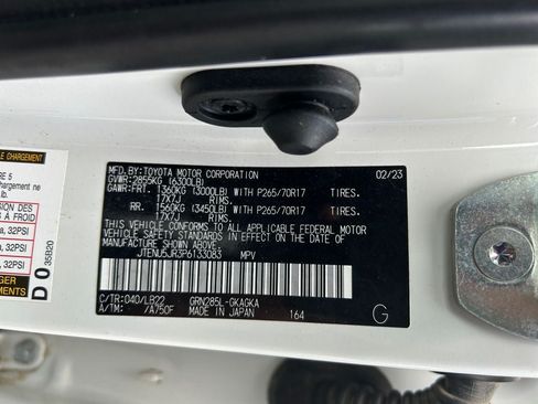 Used 2023 Toyota 4Runner SR5 Premium w/ SR5 Premium Package AWD/4WD image 37
