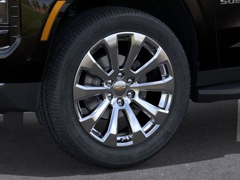 New 2026 Chevrolet Suburban Premier image 9