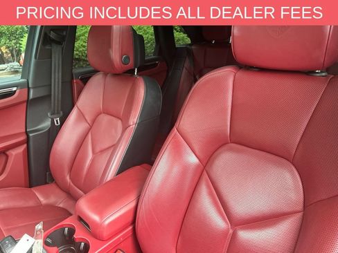 Used 2023 Porsche Macan Turbo AWD/4WD image 28
