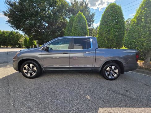 Used 2017 Honda Ridgeline RTL-T image 2