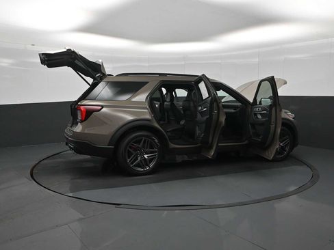 New 2026 Ford Explorer ST image 37