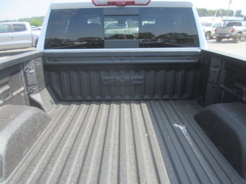New 2026 GMC Sierra 1500 Denali w/ Denali Reserve Package AWD/4WD image 9