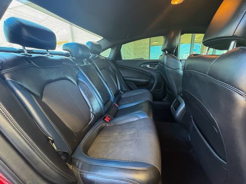 Used 2016 Chrysler 200 S FWD image 23