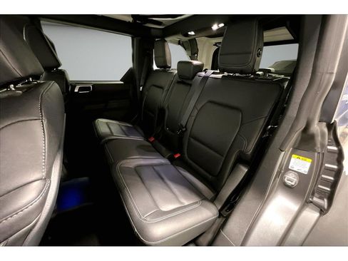 Used 2025 Ford Bronco Badlands w/ Sasquatch Package AWD/4WD image 26