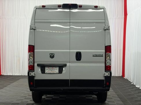 Used 2023 RAM ProMaster 2500 FWD image 7