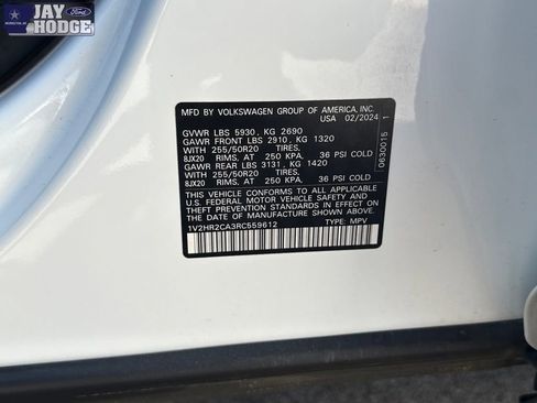 Used 2024 Volkswagen Atlas SE image 28