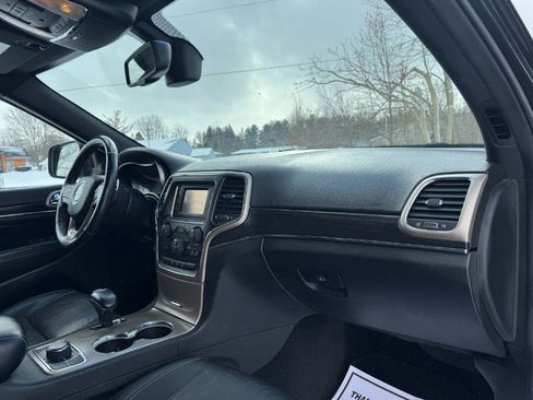 Used 2014 Jeep Grand Cherokee Limited image 20