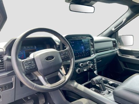 Used 2024 Ford F150 XLT w/ XLT Black Appearance Package RWD image 9