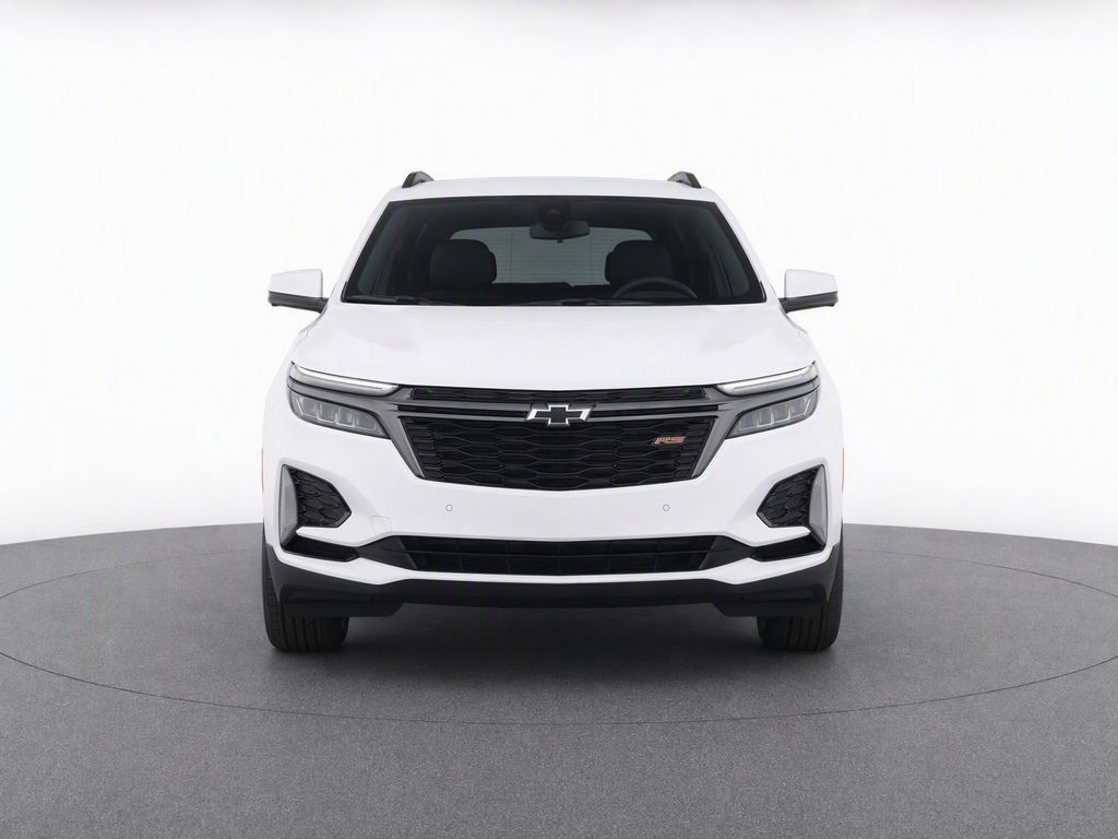 Used 2024 Chevrolet Equinox RS AWD/4WD image 2