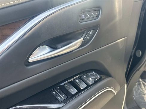 Certified 2023 Cadillac Escalade Premium Luxury Platinum w/ Heavy-Duty Trailer Package image 22