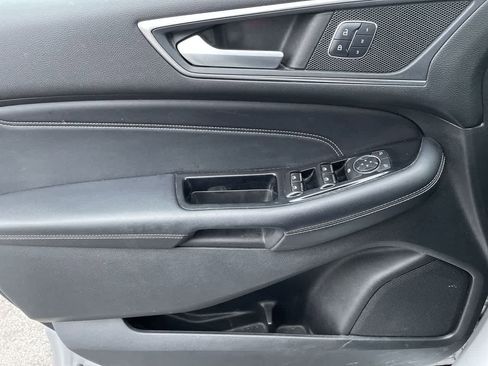 Used 2018 Ford Edge Titanium w/ Equipment Group 301A image 34