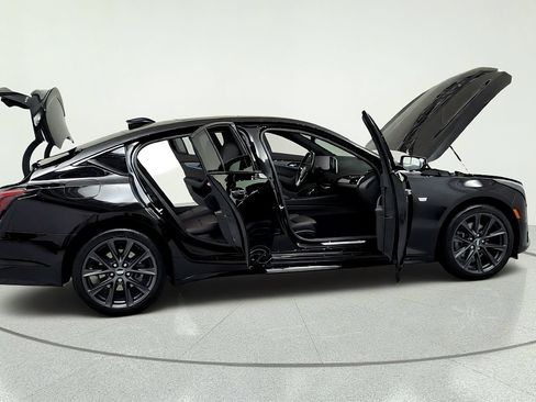 Certified 2025 Cadillac CT5 Sport w/ Technology Package AWD/4WD image 13