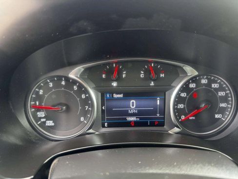 Used 2023 GMC Terrain SLE w/ Driver Convenience Package image 24