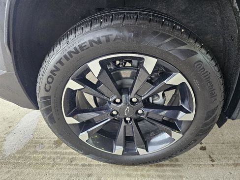 Used 2025 Chevrolet Equinox RS w/ Safety and Technology Package FWD image 10