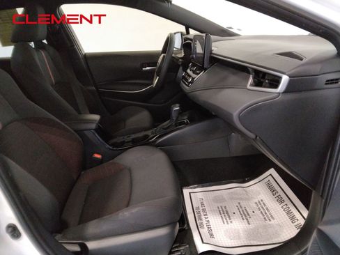 Used 2024 Toyota Corolla SE image 37