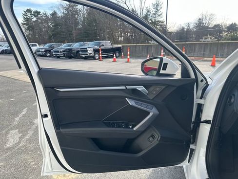 Used 2025 Audi A3 2.0T Premium image 22