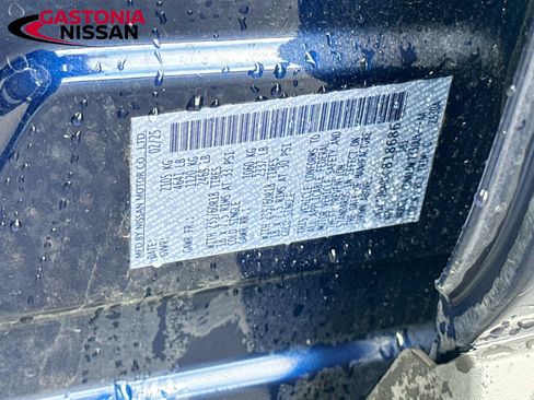Used 2025 Nissan Rogue SV FWD image 39