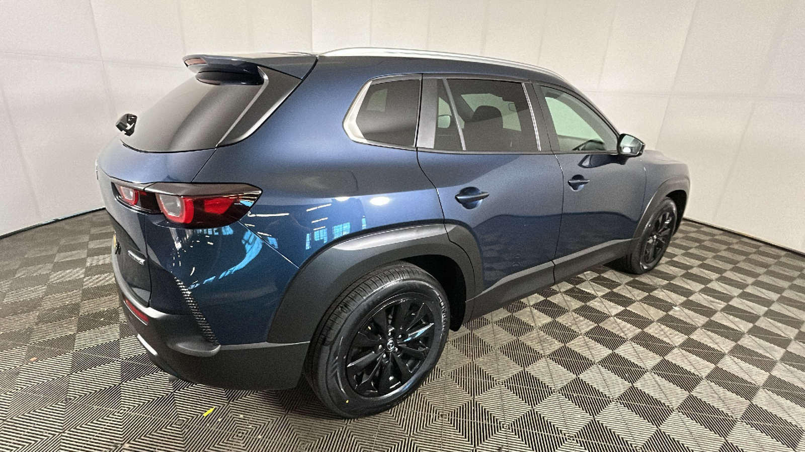 Used 2025 MAZDA CX-50 AWD 2.5 S w/ Preferred Package image 3