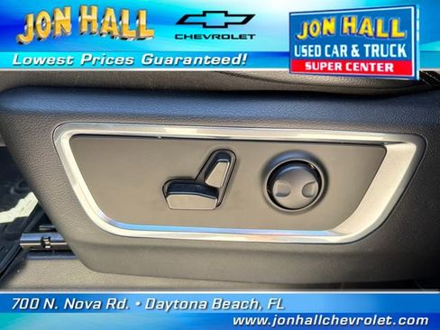 Used 2025 RAM 1500 Laramie AWD/4WD image 22
