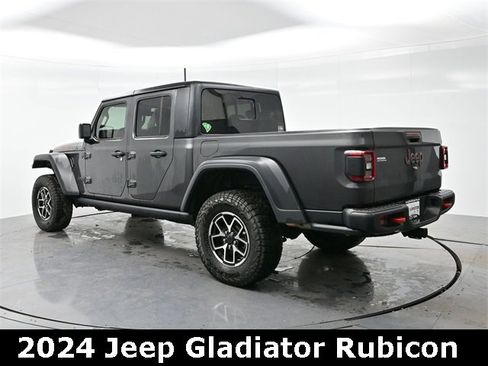 Used 2024 Jeep Gladiator Rubicon image 5