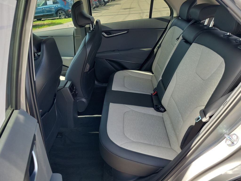 New 2026 Kia Niro SX Touring FWD image 16